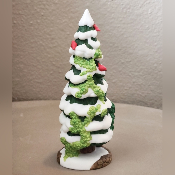 Dept 56 Holly and Ivy Porcelain Christmas Tree Village Accessory - Picture 5 of 6